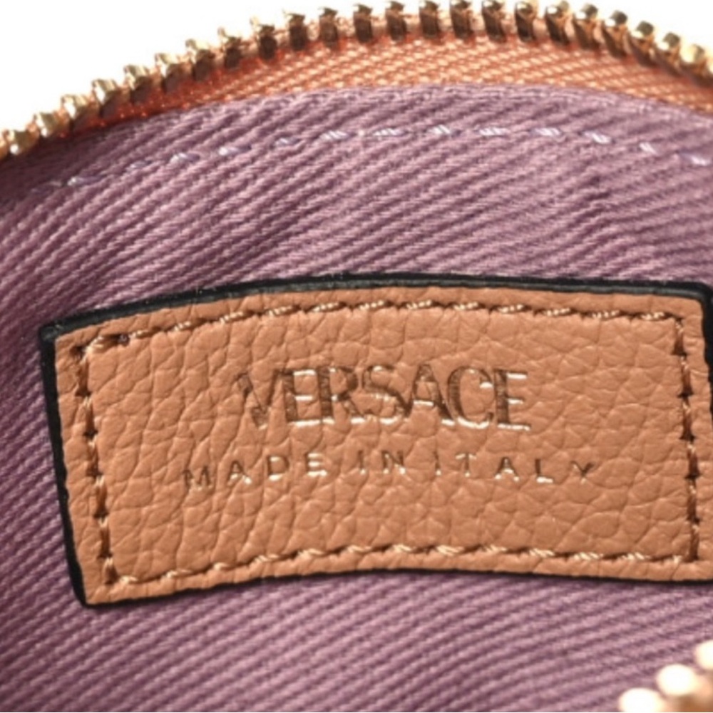 ✨💎NWT💎✨Full inclusion VERSACE Medusa Cardholder! - Picture 5 of 8